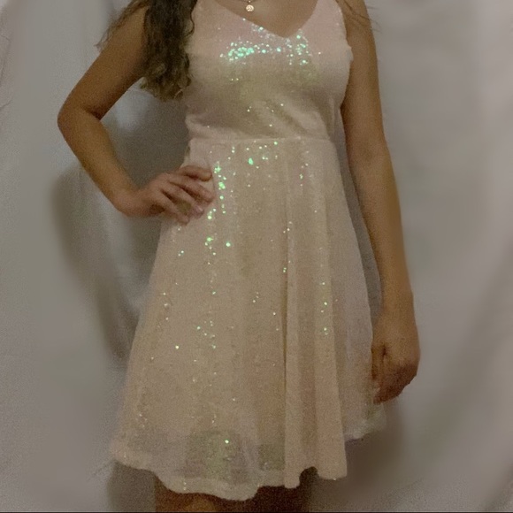 dress - Picture 1 of 1